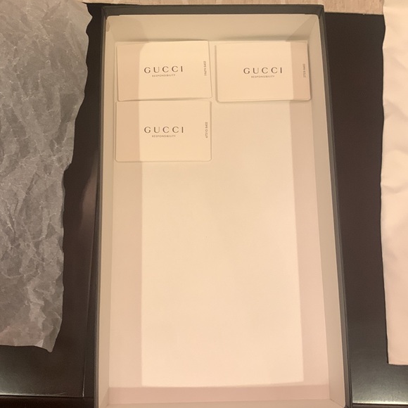 (AUTHENTIC) Gucci Sylvia Strip Canvas slide sandal
